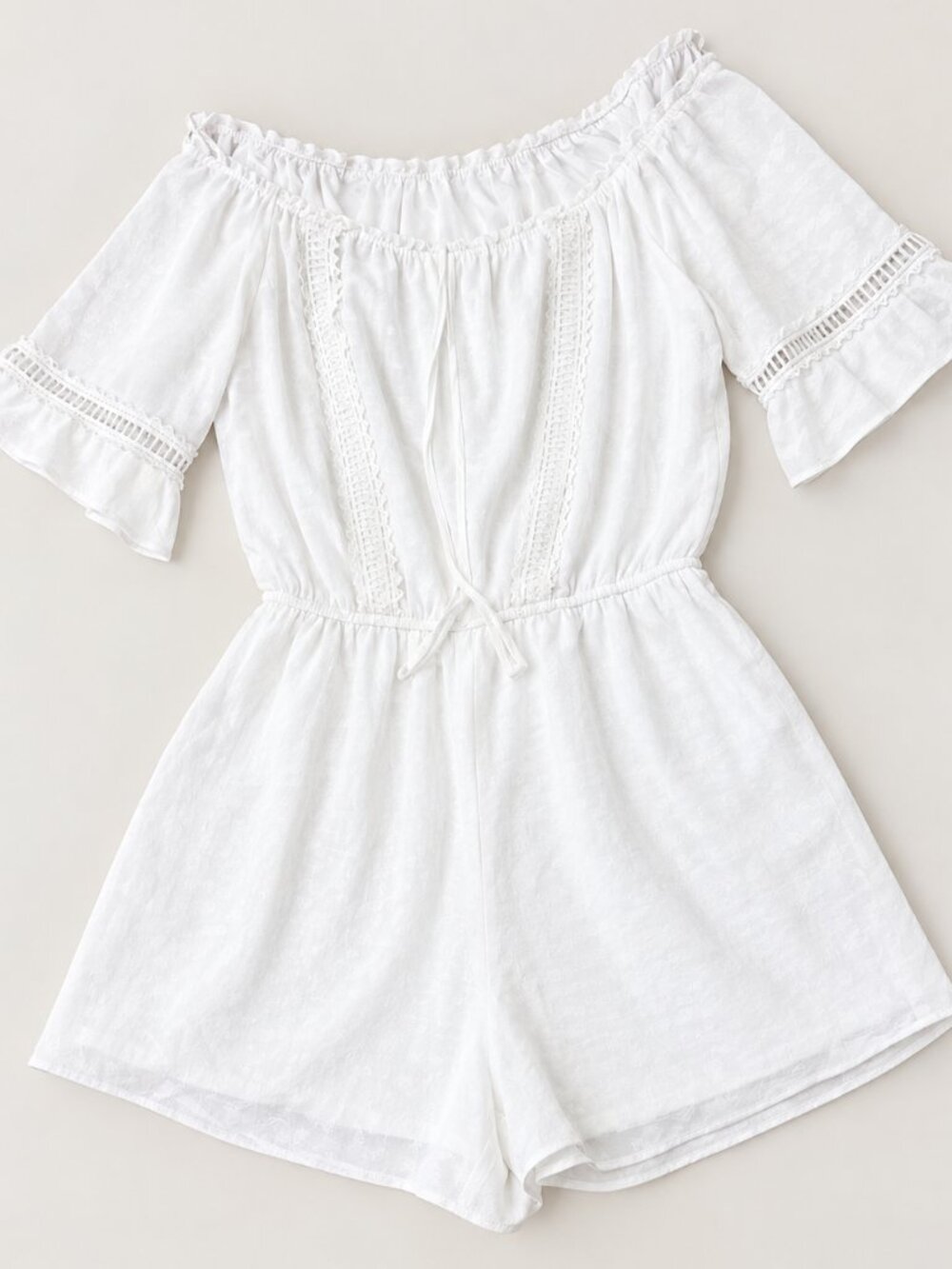a.n.a. White Lace Trim Romper – Small New With Tag